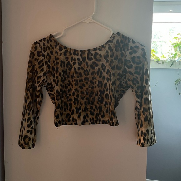 Crop tops size small - Picture 1 of 3